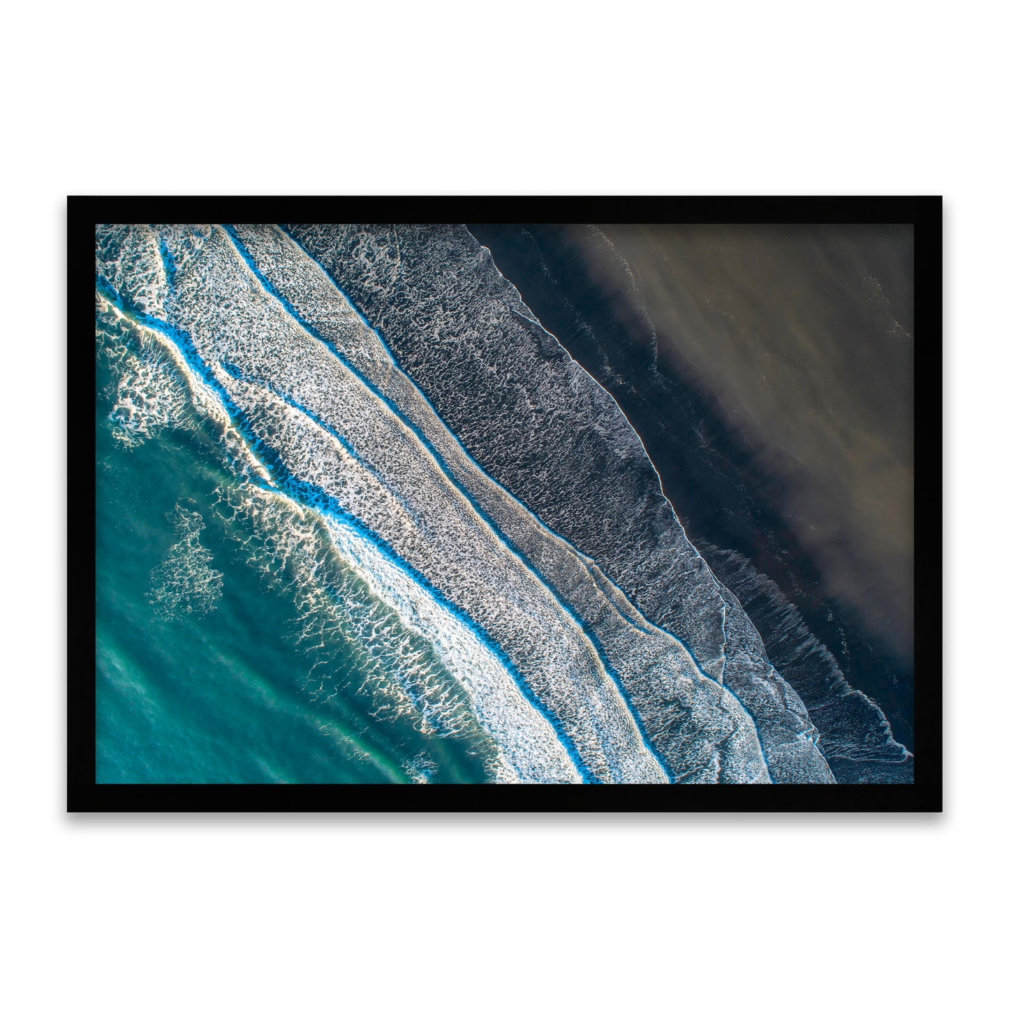 Atemzug des Ozeans - Schwarzsand-Strand