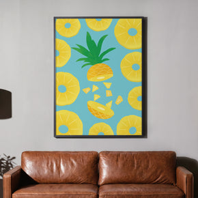 Funky Ananas - Süsse Sehnsucht Poster, gerahmt über einem braunen Ledersofa