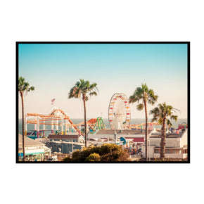 Endloser Sommer - Santa Monica Pier Poster, Nahaufnahme des Drucks im schmalen schwarzen Rahmen