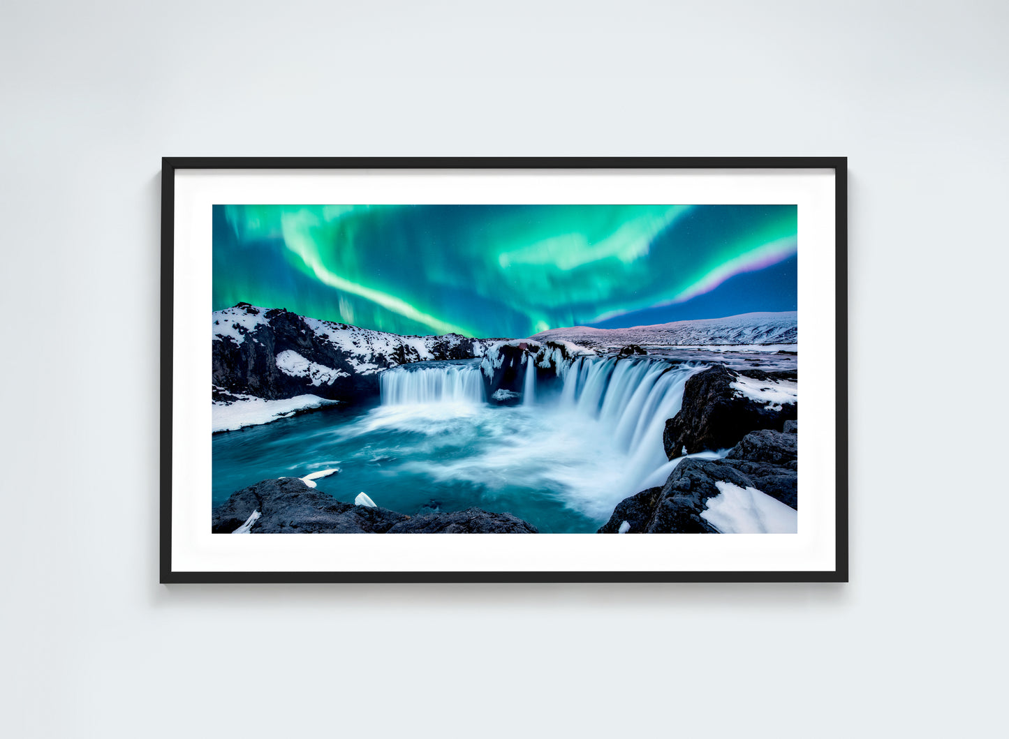Nature's Lightshow - Iceland Northern Lights
