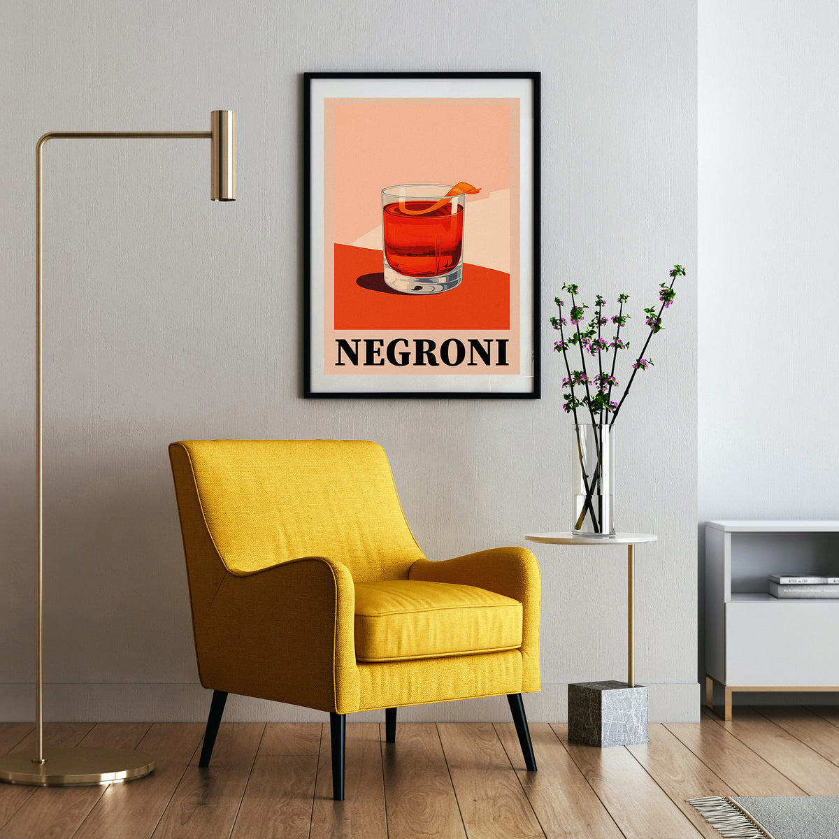 Aperitivo Zeit - Kühler Negroni Poster, gerahmt an einer Wand neben einem Sessel