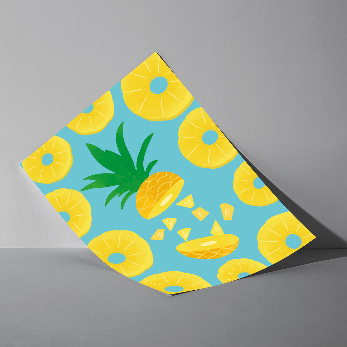 Funky Ananas - Süsse Sehnsucht Poster, als ungerahmtes Blatt an eine Wand gelehnt