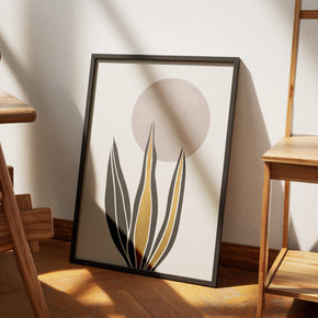 Florale Harmonie - Schlichte Eleganz Poster, am Boden neben einem Stuhl angelehnt