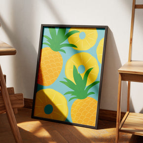Fruchtige Komposition - Ananas-Träume Poster, am Boden neben einem Stuhl angelehnt
