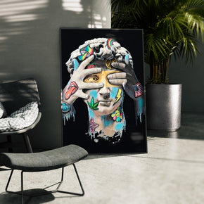Geblendete Wahrheit - Modernes Pop-Art David Poster, gerahmt in einer Aussenkulisse