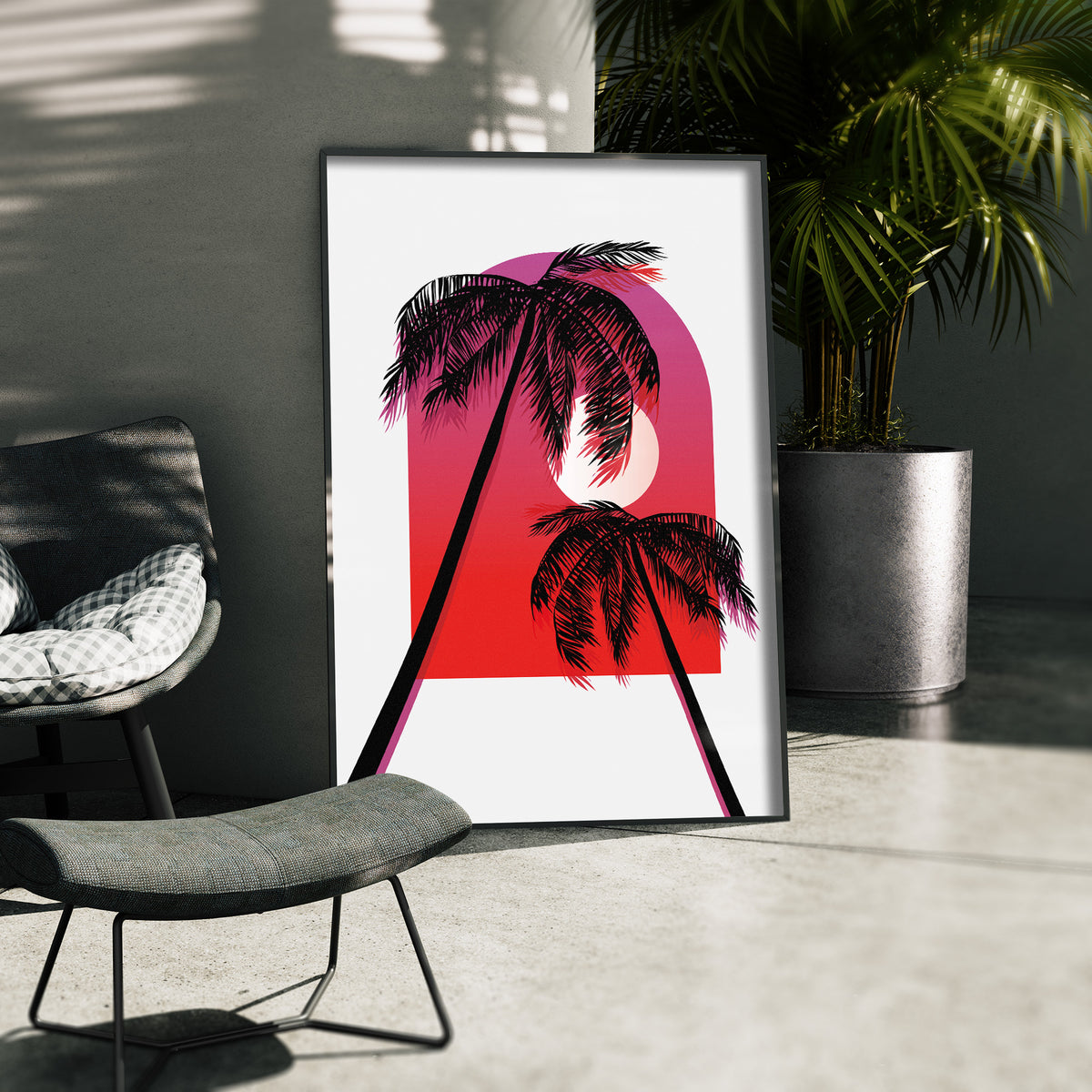 Neon Palm Sunset - Sommerträume Poster, gerahmt in einer Aussenkulisse